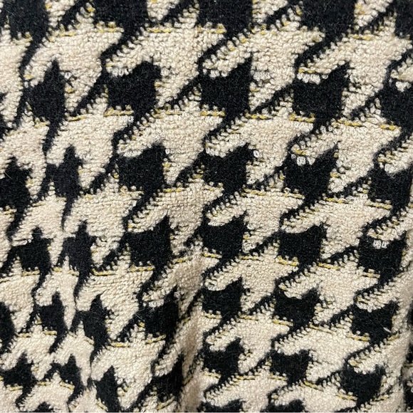 Max Studio Black Beige Houndstooth Knit Sweater Size Large - Picture 12 of 15